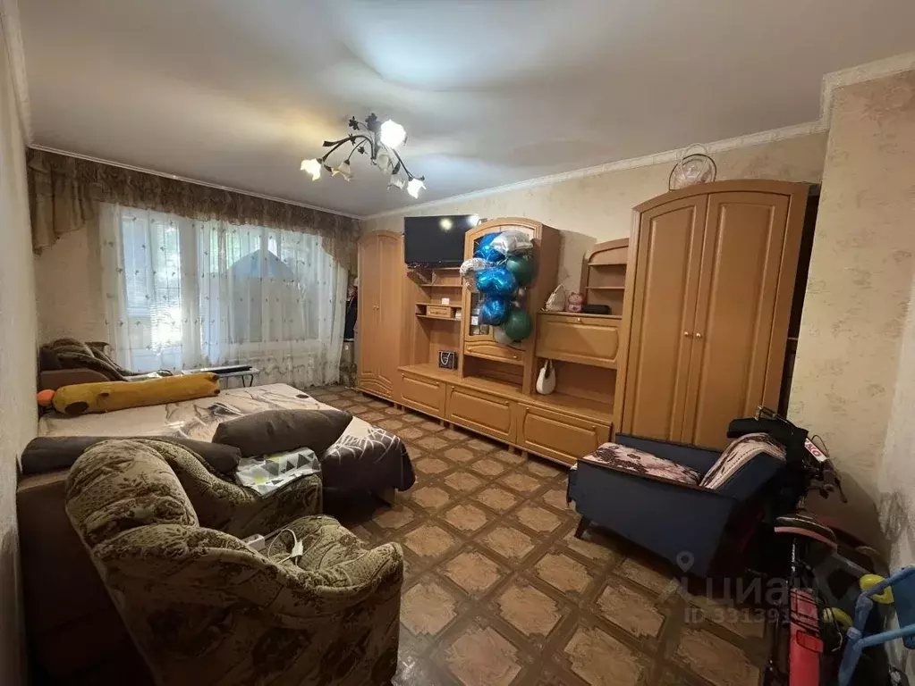 2-к кв. Крым, Черноморское пгт ул. Димитрова, 18 (51.7 м) - Фото 1
