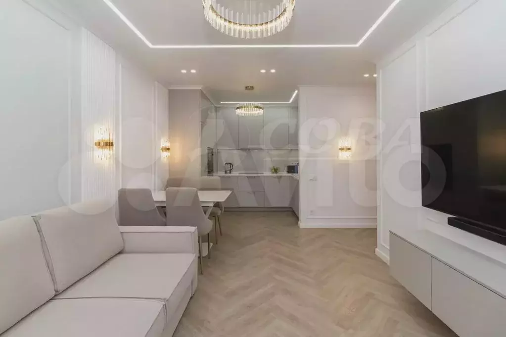 3-к. квартира, 80 м, 4/17 эт. - Фото 0