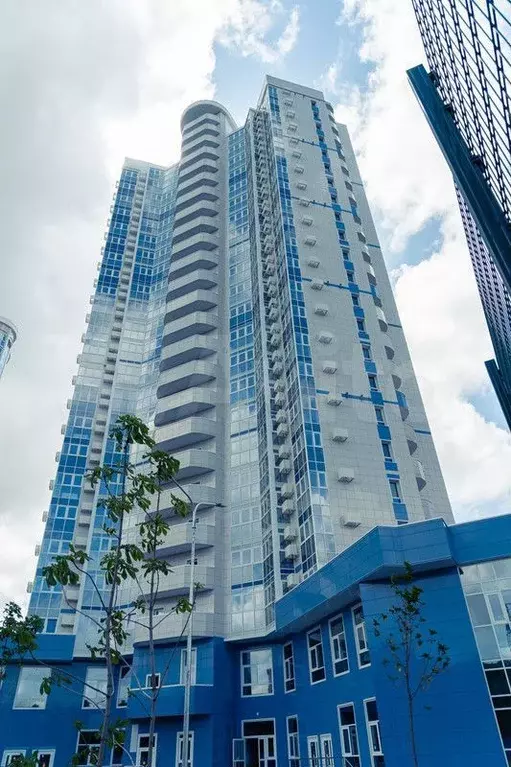 3-к. квартира, 104 м, 22/23 эт. - Фото 0