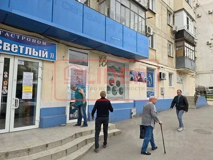 Торговая площадь в Севастополь ул. Коммунистическая, 15 (54 м) - Фото 1