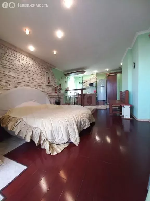 Квартира-студия: Севастополь, проспект Октябрьской Революции, 22/15 ... - Фото 1