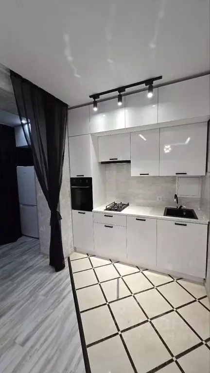 1-к кв. Астраханская область, Астрахань ул. 1-я Перевозная, 131Б (44.0 ... - Фото 1