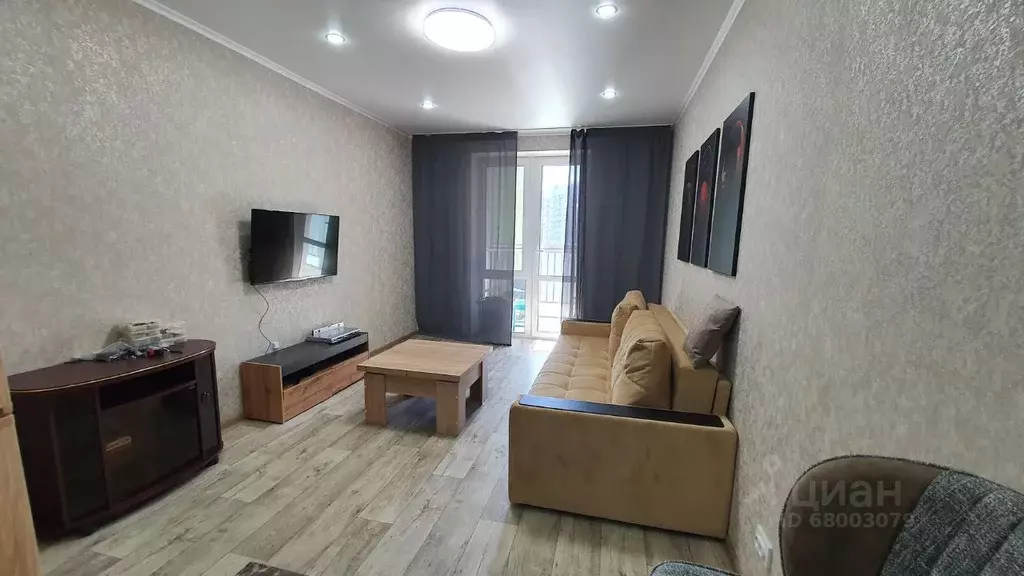 2-к кв. Татарстан, Казань ул. Азата Аббасова, 7 (47.0 м) - Фото 0