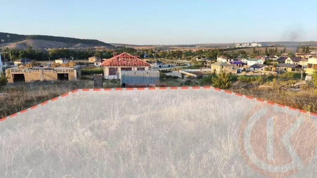 Участок в Крым, Симферопольский район, Трудовское с/пос, с. ... - Фото 1