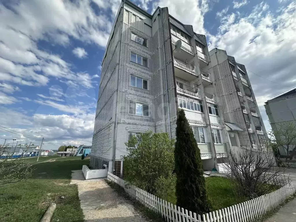3-к. квартира, 100 м, 5/5 эт. - Фото 1