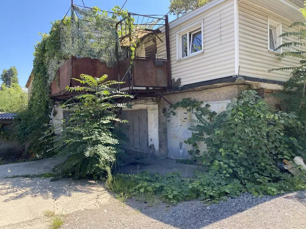 Гараж в Краснодарский край, Туапсе Набережная ул. (108 м) - Фото 1
