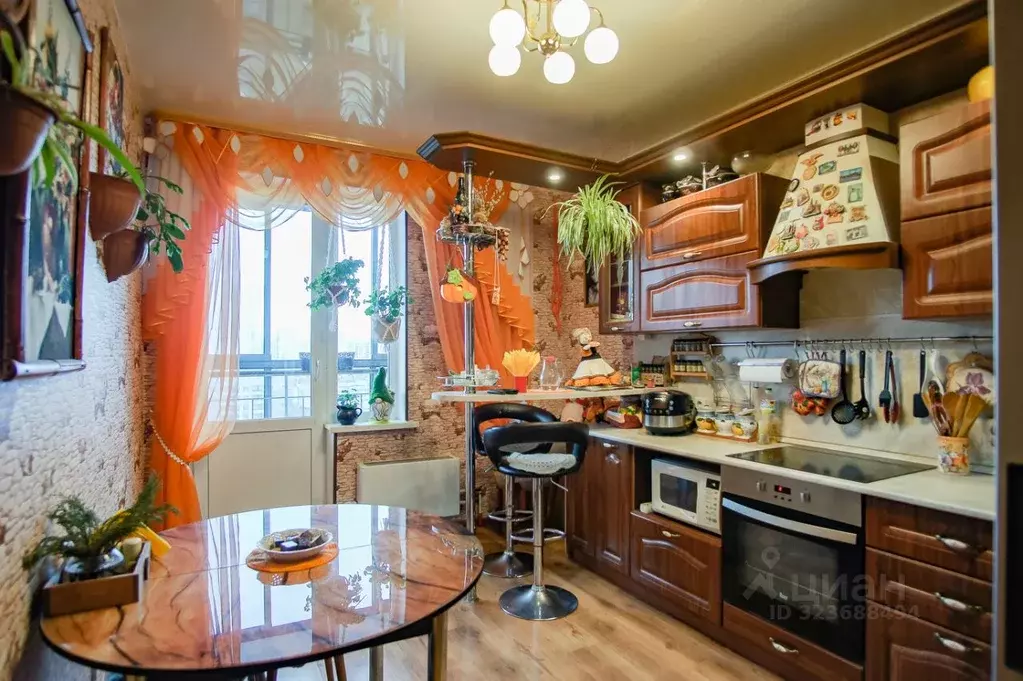 3-к кв. Свердловская область, Екатеринбург ул. Вильгельма де Геннина, ... - Фото 0