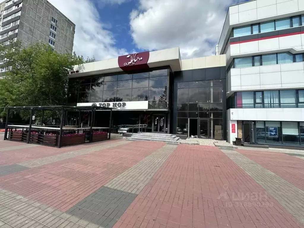 Помещение свободного назначения в Татарстан, Набережные Челны бул. ... - Фото 1