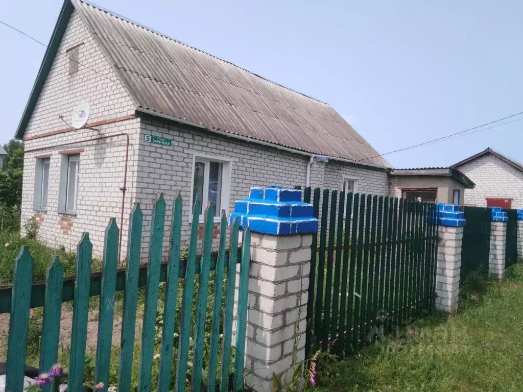Дом в Брянская область, Жуковка 1-й Заречный туп., 1 (101 м) - Фото 0