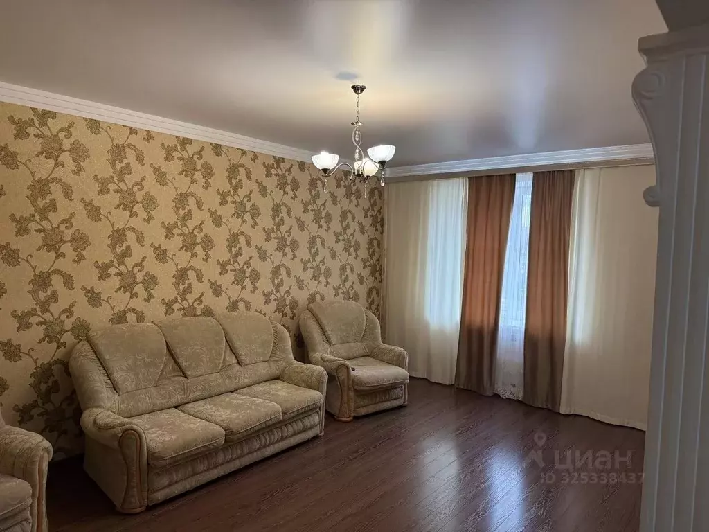 2-к кв. Северная Осетия, Владикавказ ул. Леонова, 8к3 (66.0 м) - Фото 1