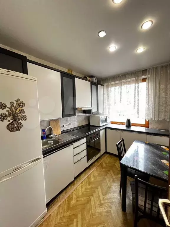 2-к. квартира, 49 м, 9/9 эт. - Фото 1
