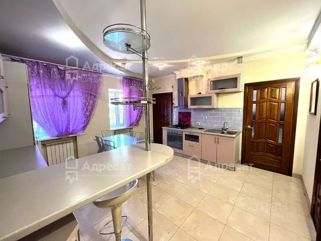 Дом в Волгоградская область, Волгоград Солнечный мкр, ул. Летняя, 12 ... - Фото 1