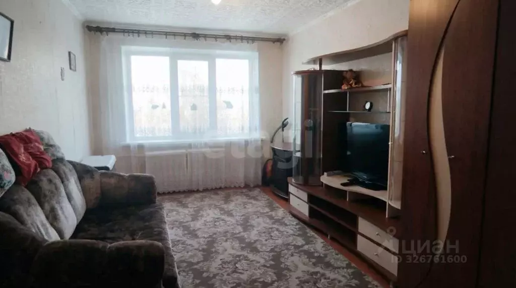 2-к кв. Ленинградская область, Кириши ул. Нефтехимиков, 31 (52.6 м) - Фото 1