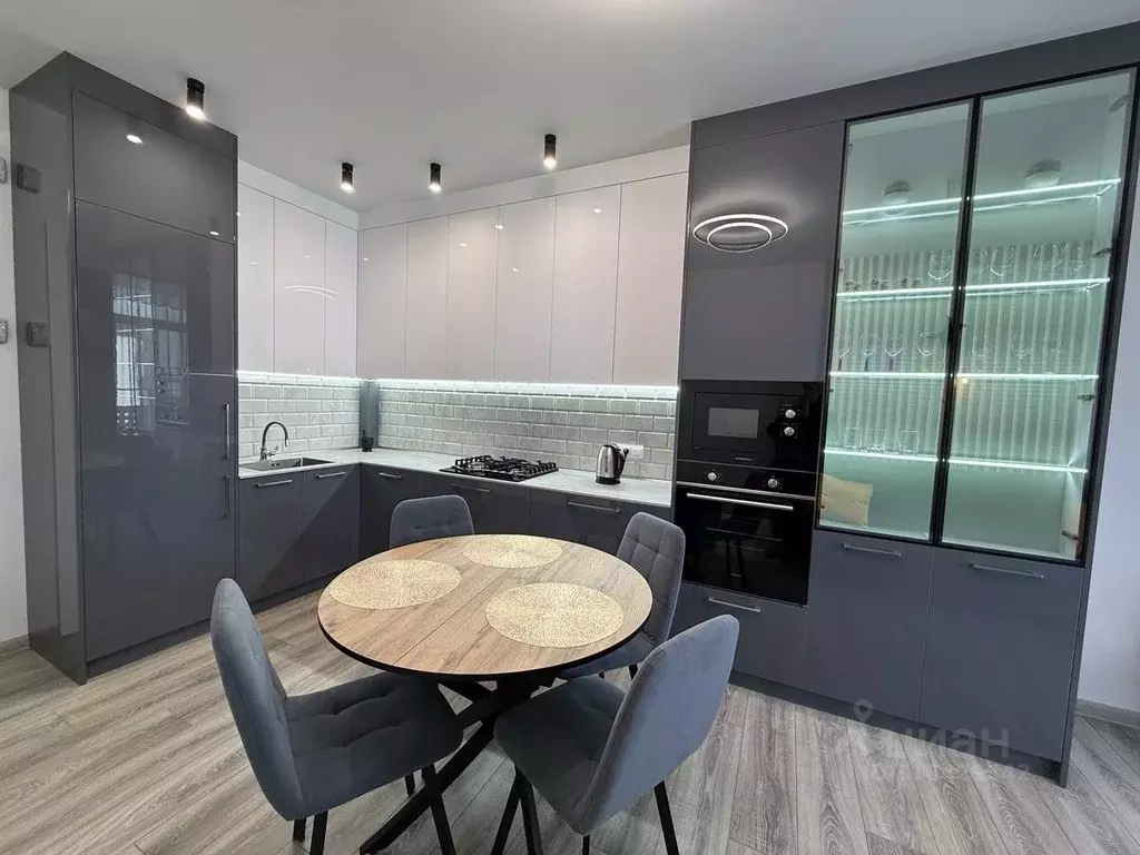 1-к кв. Калининградская область, Гурьевский муниципальный округ, пос. ... - Фото 1