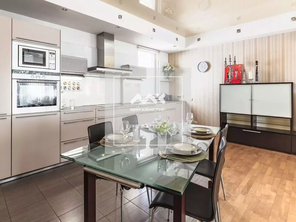 2-к кв. Санкт-Петербург ул. Куйбышева, 26к2 (106.0 м) - Фото 1