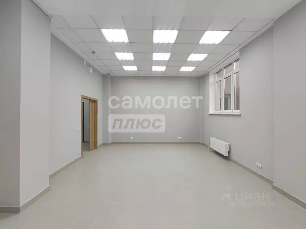 Помещение свободного назначения в Свердловская область, Екатеринбург ... - Фото 2