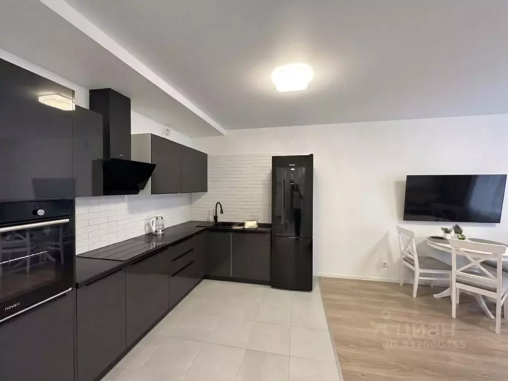 3-к кв. Москва ул. Саларьевская, 13к1 (60.0 м) - Фото 2