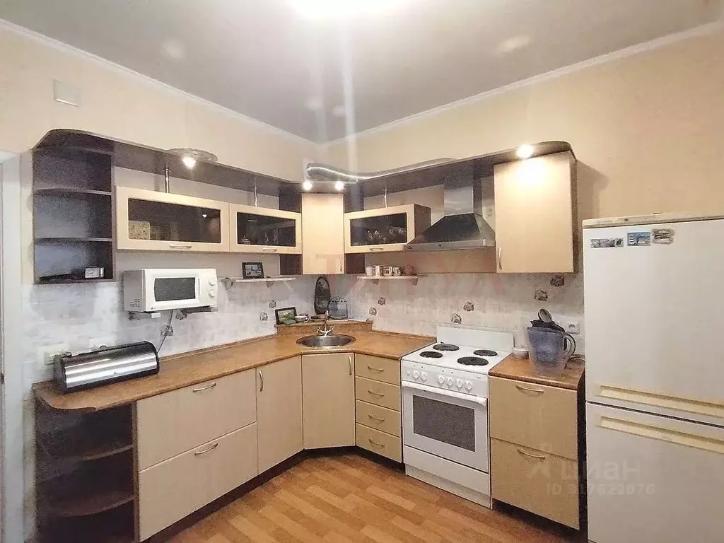 2-к кв. Белгородская область, Старый Оскол Степной мкр, 8 (63.0 м) - Фото 1