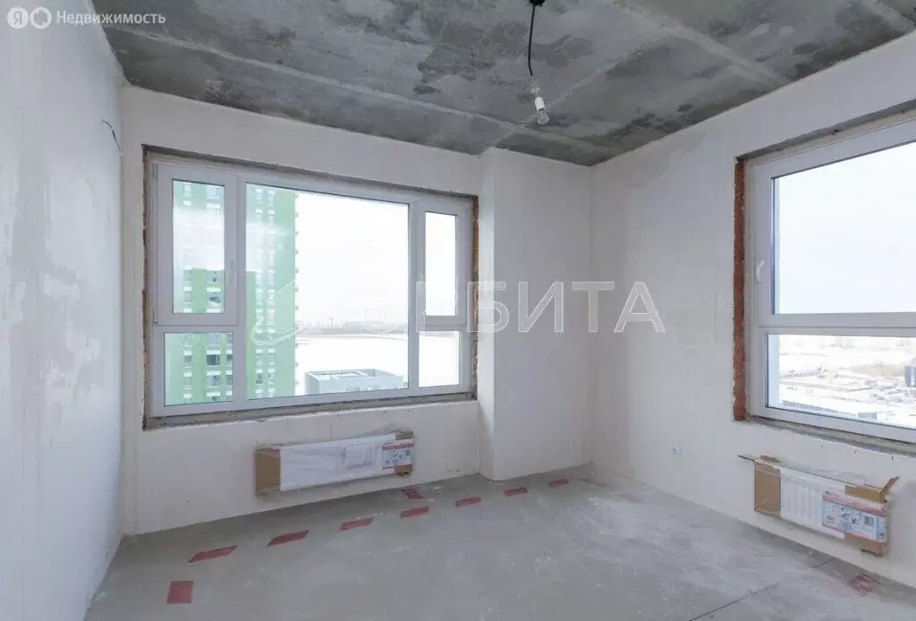 2-комнатная квартира: Тюмень, улица Владислава Крапивина, 9 (50.8 м) - Фото 1