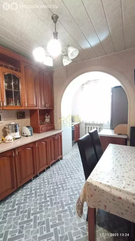 3-комнатная квартира: Владикавказ, улица Генерала Дзусова, 30 (84 м) - Фото 1