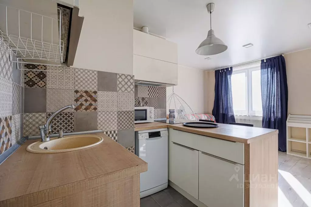 Студия Санкт-Петербург пос. Усть-Ижора, Полевая ул., 9 (35.0 м) - Фото 1