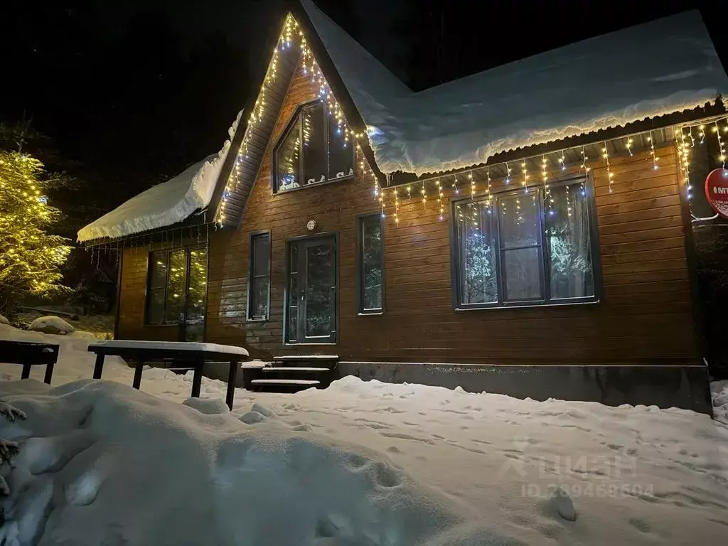 Дом в Карачаево-Черкесия, Зеленчукский район, с. Архыз  (72 м) - Фото 0