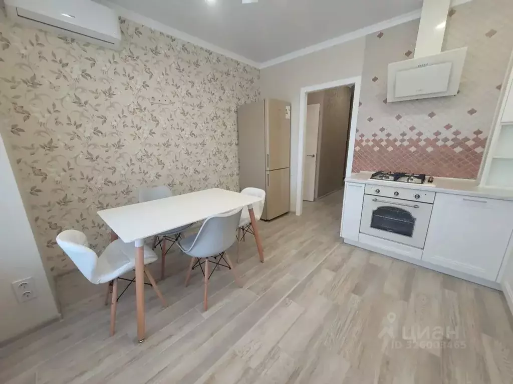 1-к кв. Астраханская область, Астрахань ул. Генерала Епишева, 19 (55.0 ... - Фото 1