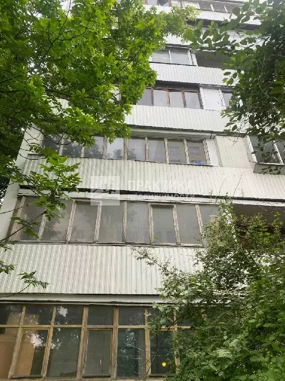 Продается 3-комнатная квартира - Фото 1