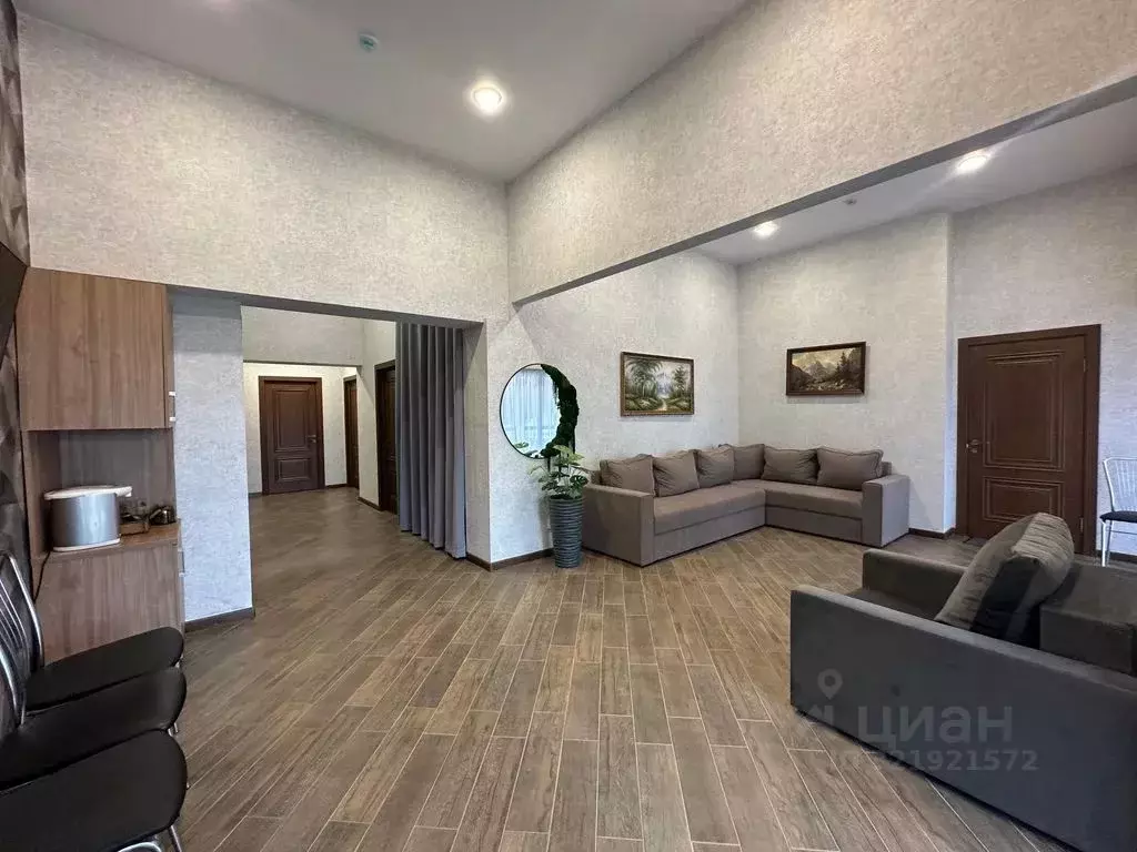 Комната Кабардино-Балкария, Нальчик ул. Убыхская, 100 - Фото 1