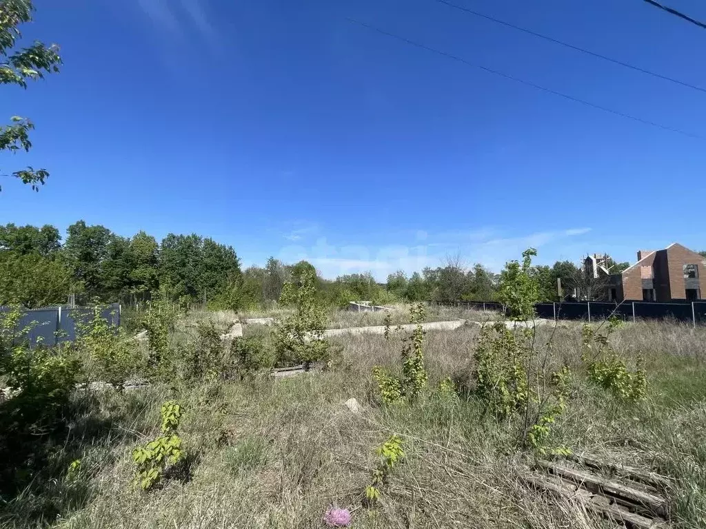 Участок в Белгородская область, Белгородский район, пос. Майский ул. ... - Фото 1