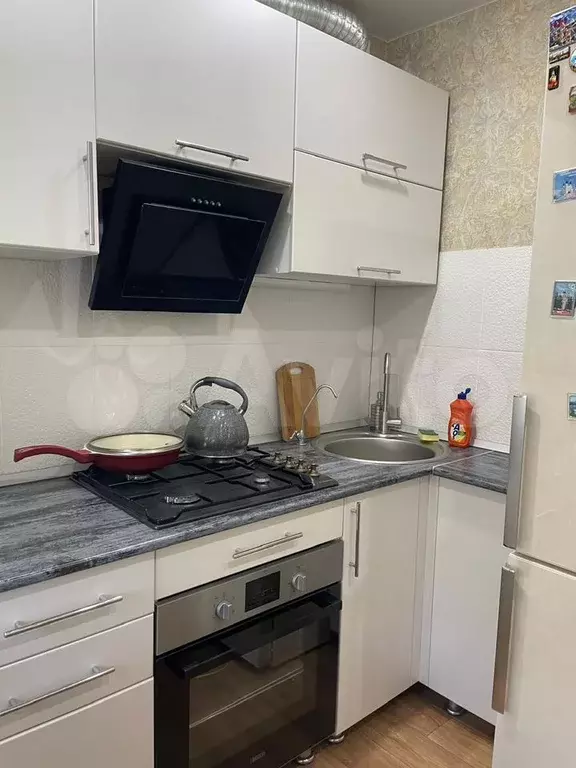 2-к. квартира, 43 м, 5/5 эт. - Фото 0