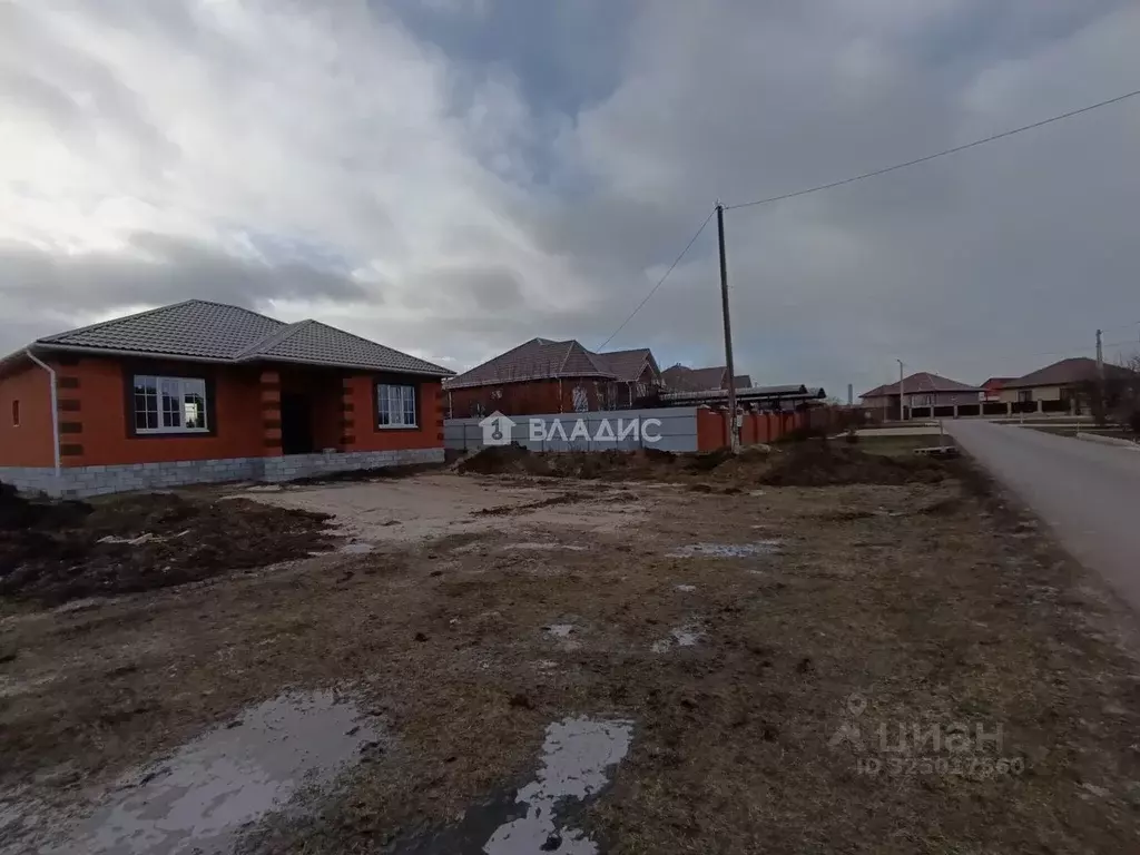 Дом в Белгородская область, Яковлевский муниципальный округ, с. ... - Фото 1