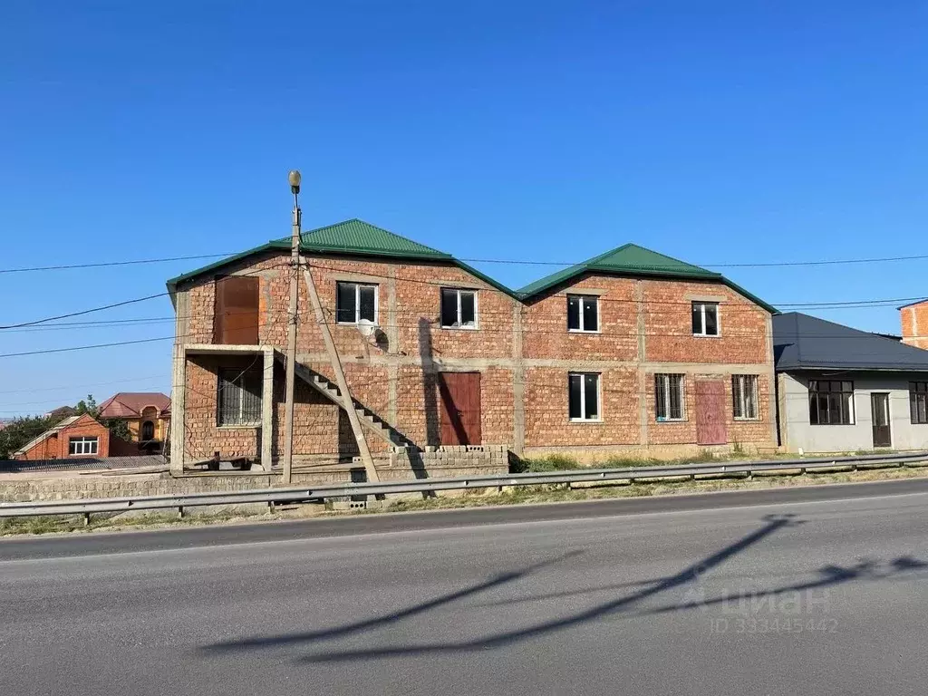 Дом в Дагестан, Махачкала просп. Казбекова, 76 (340 м) - Фото 1