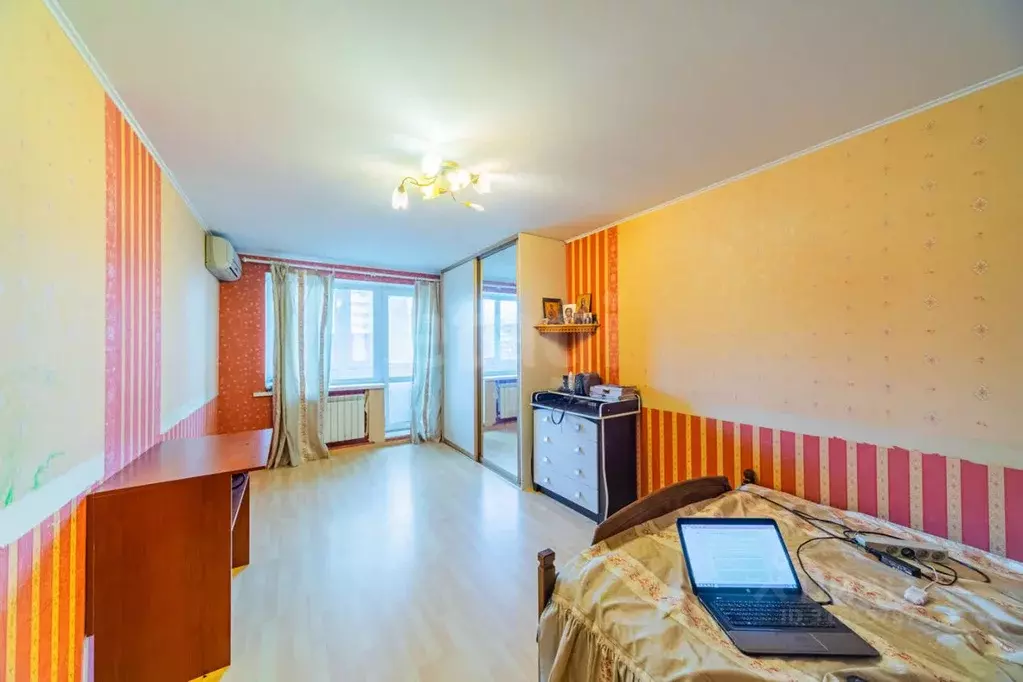 2-к кв. Саратовская область, Саратов ул. Имени И.В. Мичурина, 24/30 ... - Фото 0