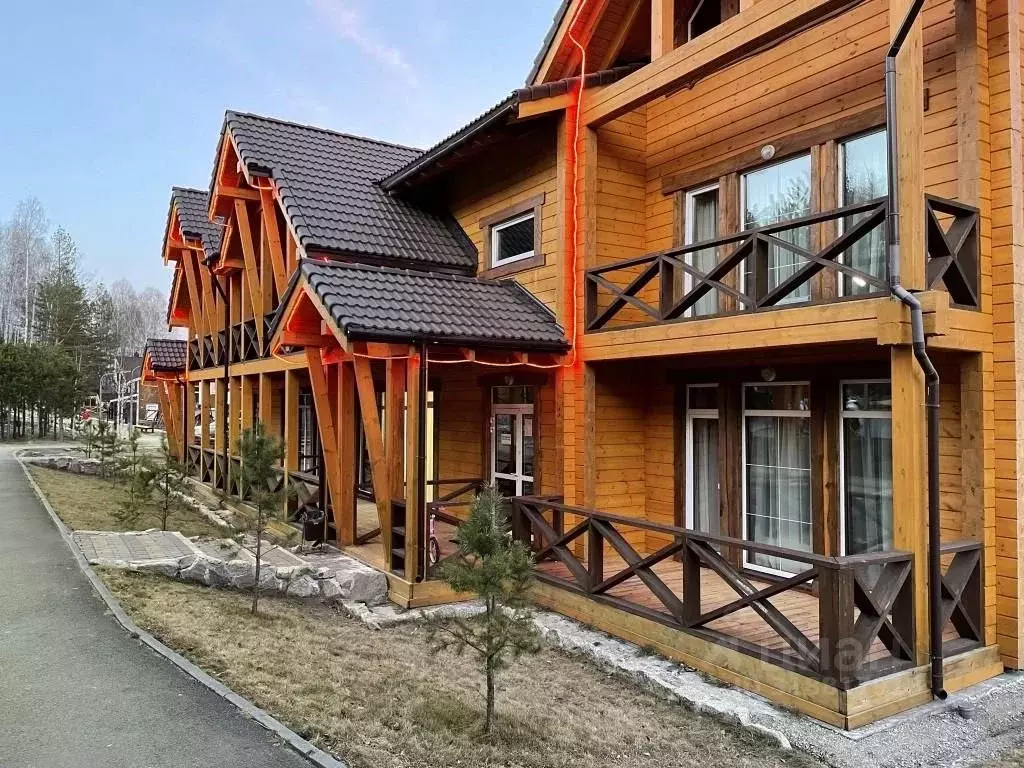 1-к кв. Челябинская область, Миасский городской округ, с. Сыростан ул. ... - Фото 0