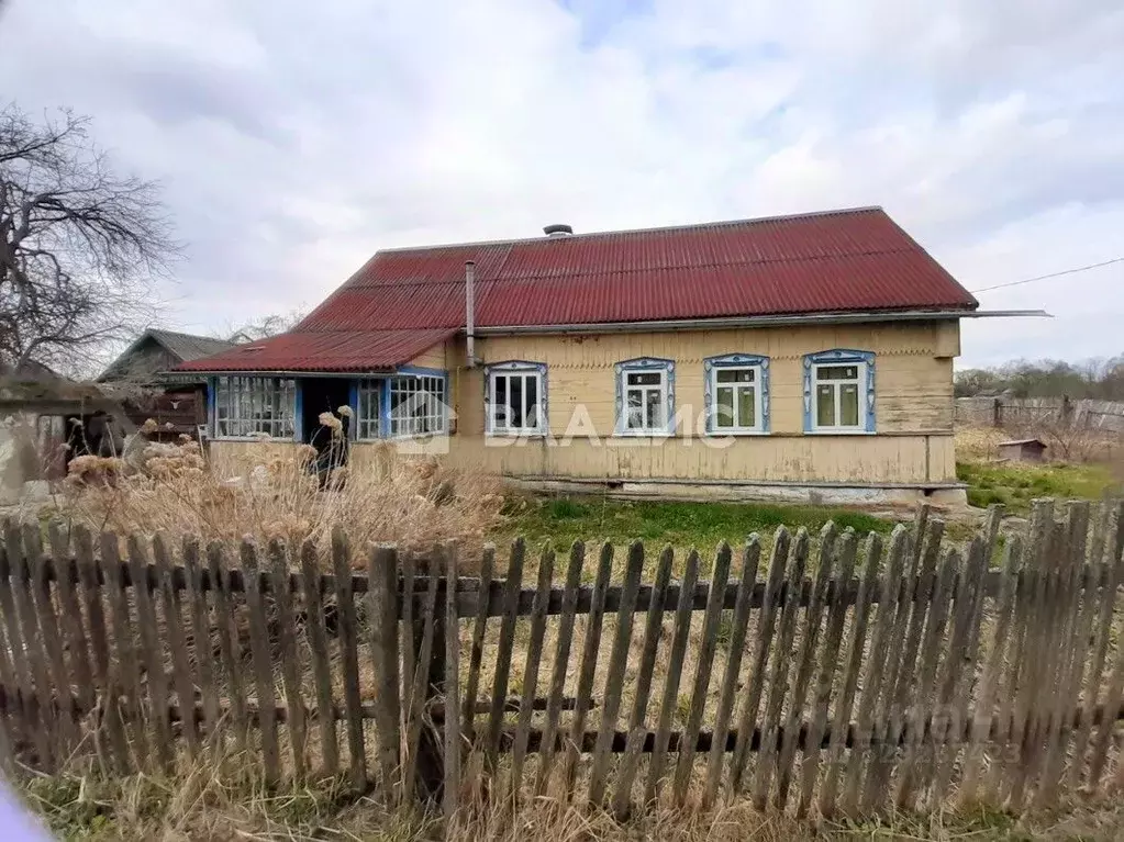 Дом в Калужская область, Сухиничский муниципальный округ, Ермолово ... - Фото 1