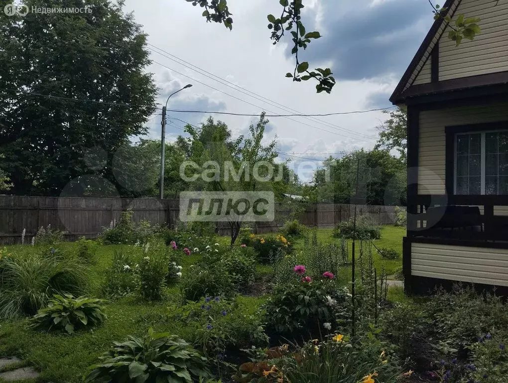 Участок в посёлок городского типа Андреевка, Староандреевская улица, ... - Фото 0