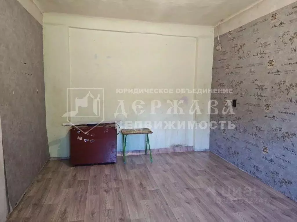 Дом в Кемеровская область, Топки ул. Максима Горького, 225 (30 м) - Фото 1