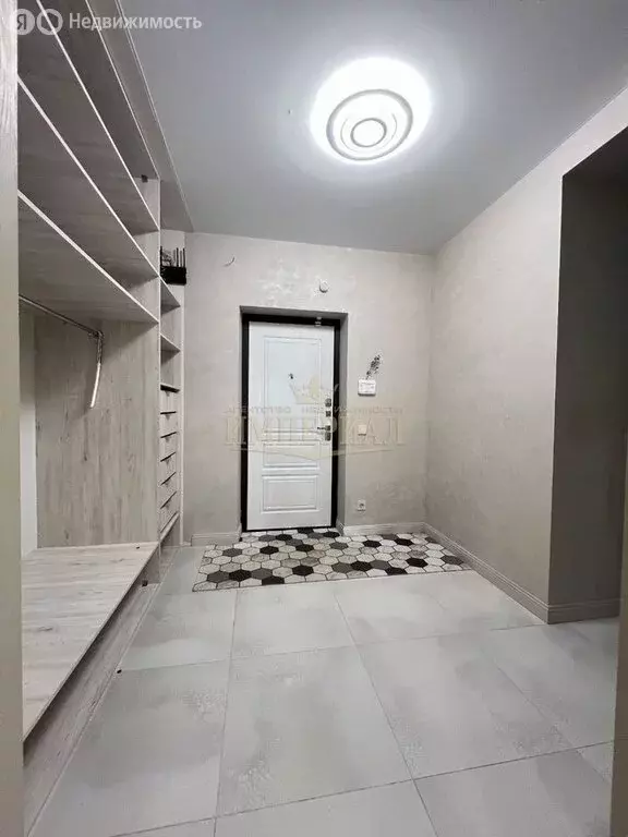 2-комнатная квартира: посёлок городского типа Медведево, улица ... - Фото 2