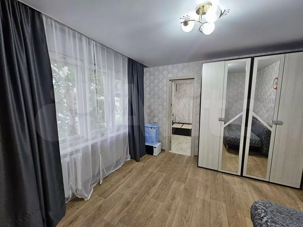 2-к. квартира, 31,5 м, 5/5 эт. - Фото 0