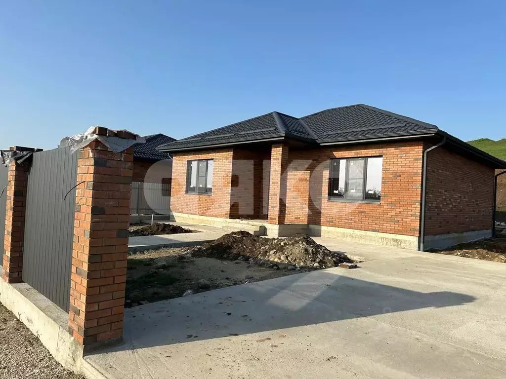 Дом в Адыгея, Майкопский район, Кировское с/пос, Северо-Восточные Сады ... - Фото 1