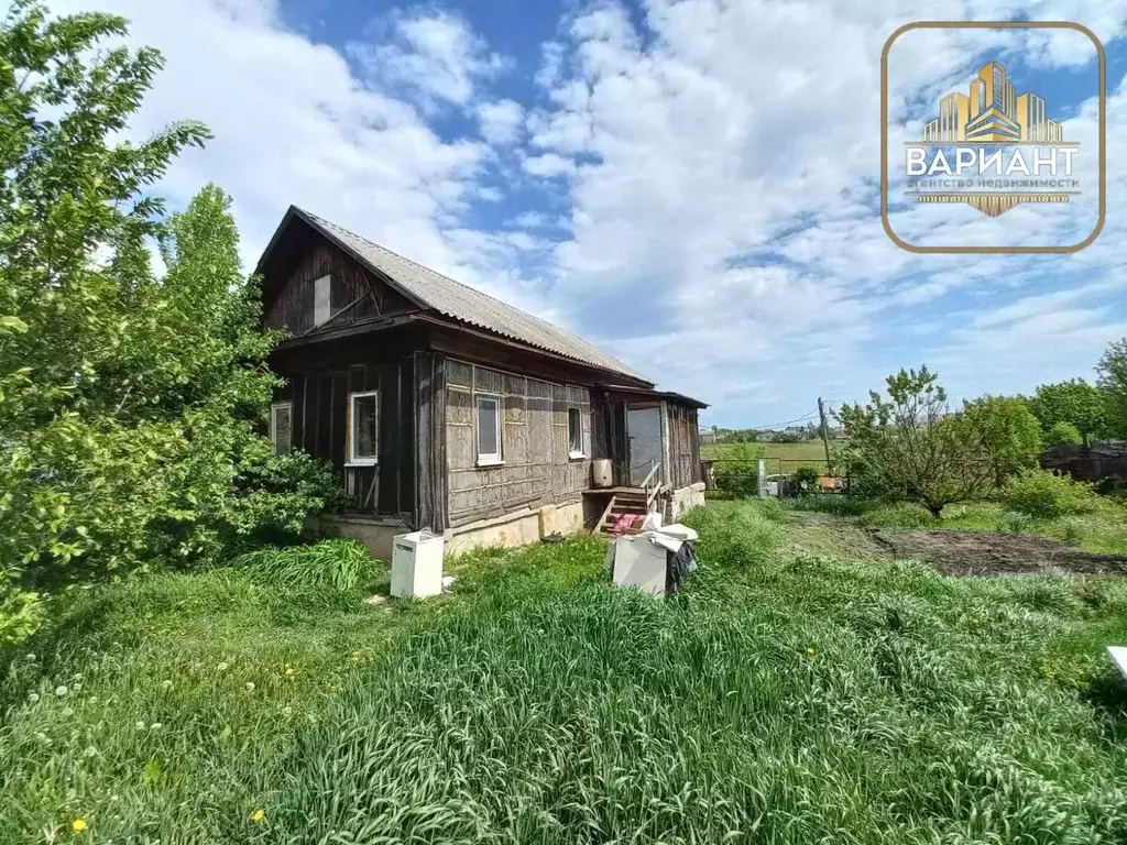 Дом в Саратовская область, Балашов Козловка мкр,  (25 м) - Фото 0