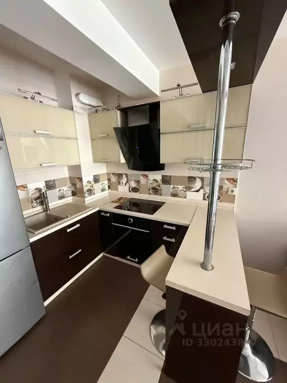 3-к кв. Крым, Симферополь ул. Беспалова, 110В (68.0 м) - Фото 1