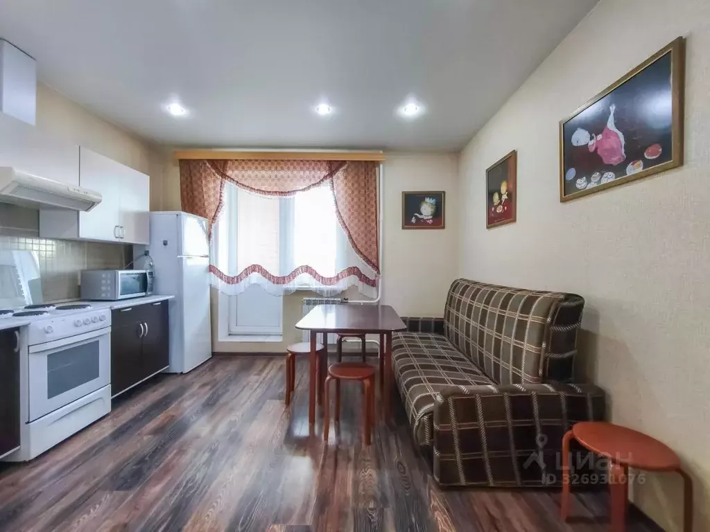 2-к кв. Москва пос. Завода Мосрентген, 37 (82.0 м) - Фото 1