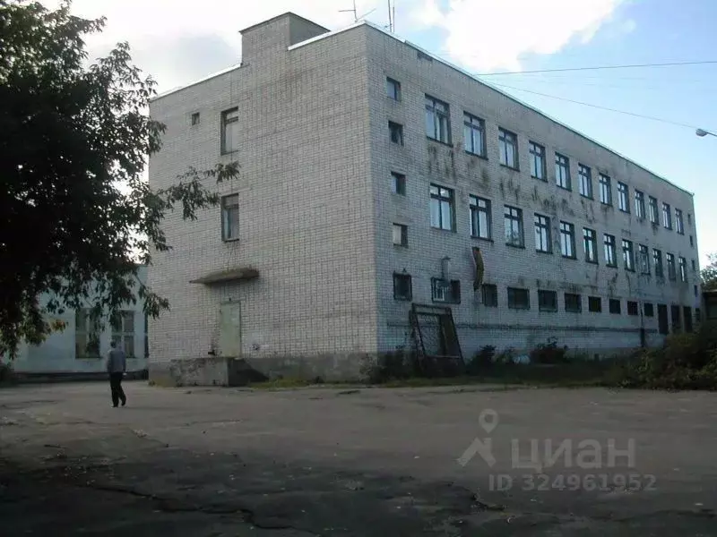 Помещение свободного назначения в Тверская область, Лихославль ... - Фото 1