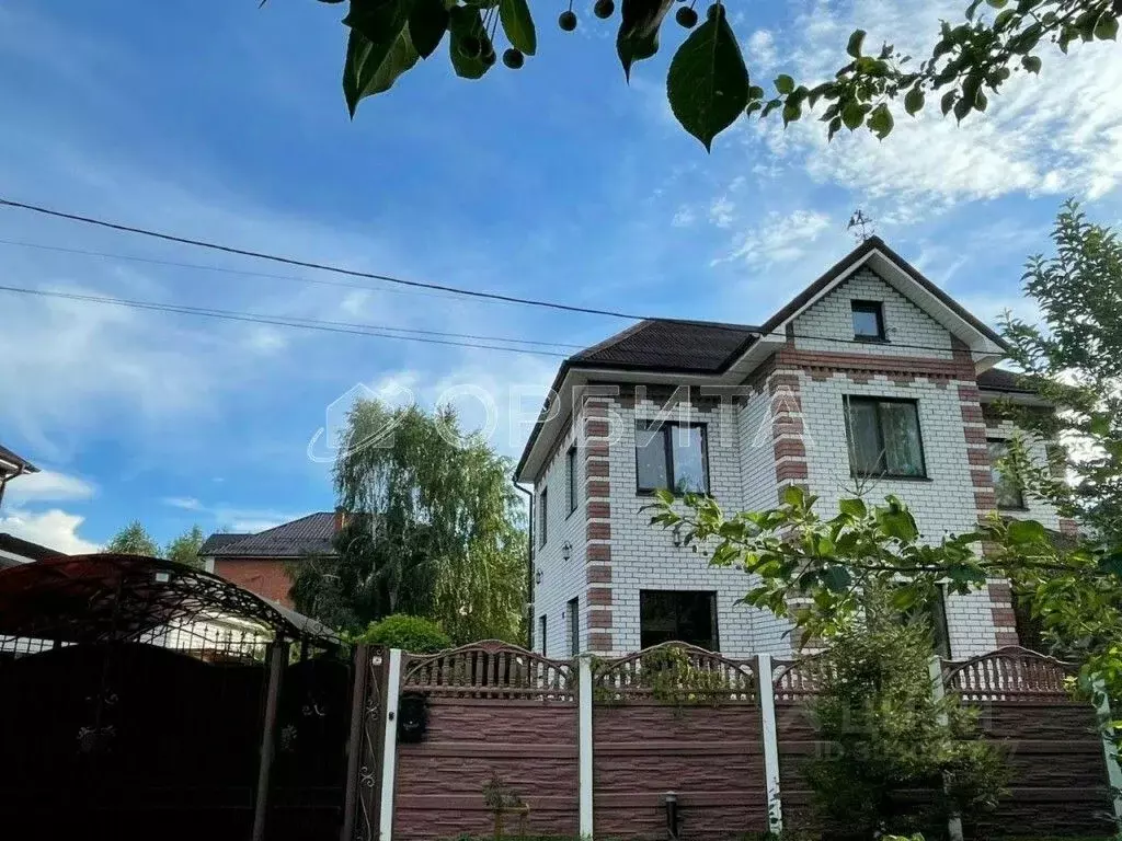 Дом в Тюменская область, Тюмень Гостевая ул., 20А (130 м) - Фото 0