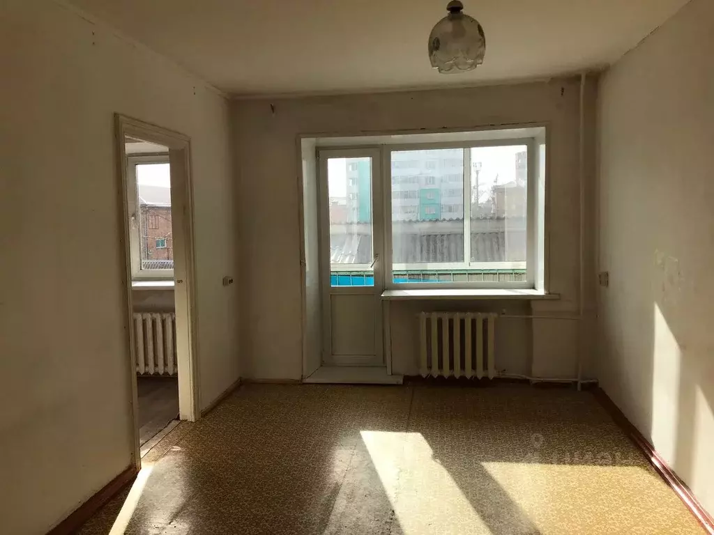 2-к кв. Хакасия, Абакан ул. Вяткина, 43 (44.0 м) - Фото 0