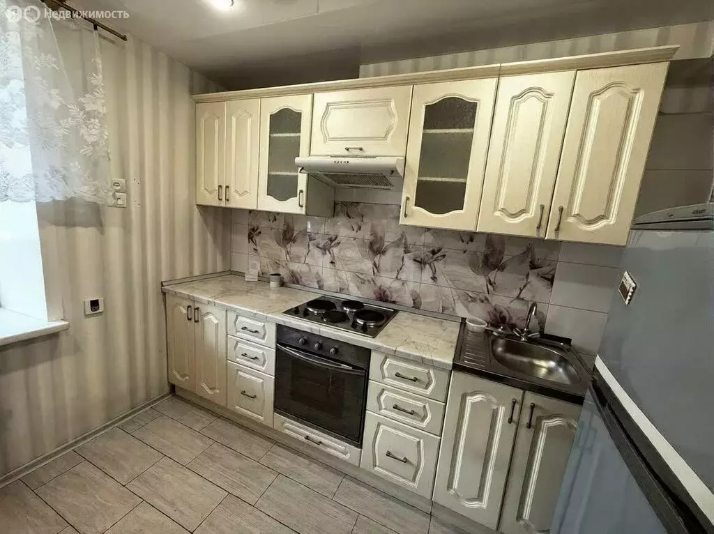 2-комнатная квартира: Ярославль, проспект Фрунзе, 2к2 (50.3 м) - Фото 1