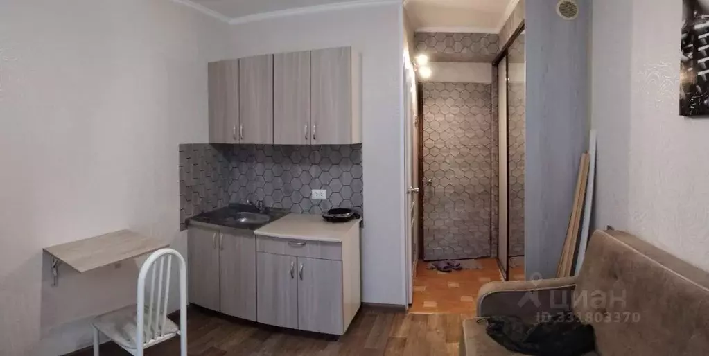 Студия Красноярский край, Красноярск ул. Рокоссовского, 18 (12.0 м) - Фото 1