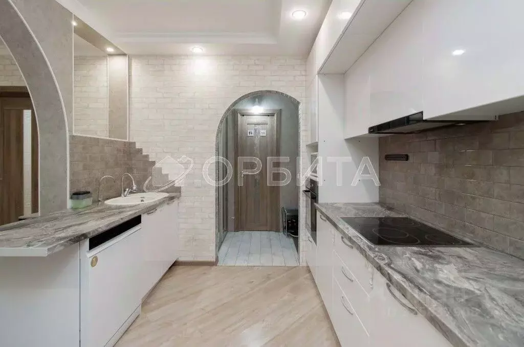 2-к кв. Тюменская область, Тюмень ул. Федюнинского, 58к1 (58.8 м) - Фото 2